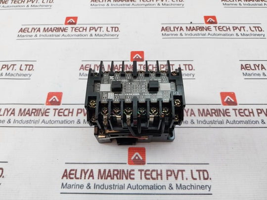 Yaskawa Electric Hc-10E2 Magnetic Contactor 100-110V 50/60Hz