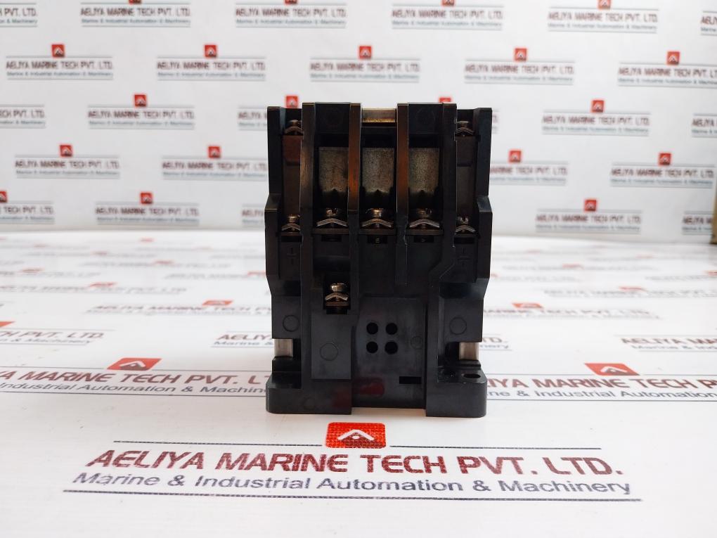 Yaskawa Electric Hi-35E2T2Cu Magnetic Contactor 115A 200-220V 50Hz 200-230V 60Hz