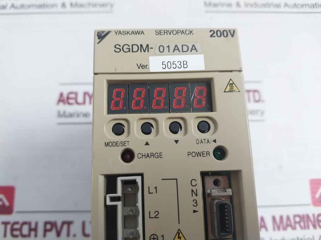 Yaskawa Electric Sgdm-01 Ada Servo Amplifier 0.91A 0.1Kw 0-55°C Not Working