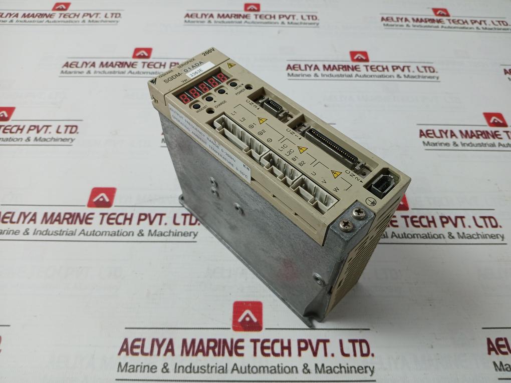 Yaskawa Electric Sgdm-01Ada Servo Amplifier 1Ph 200-230V 50/60Hz 2A