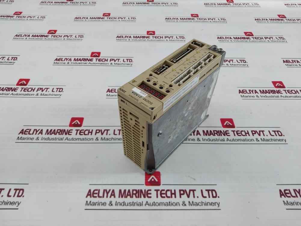 Yaskawa Electric Sgdm-01Ada Servo Drive 1Ph 200-230V 50/60Hz