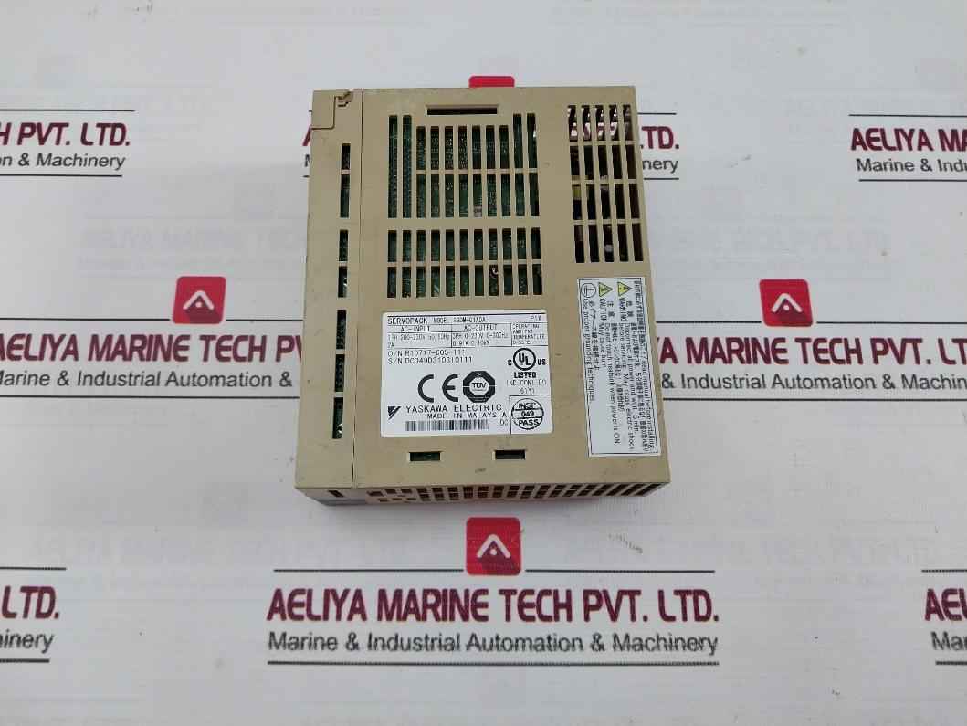 Yaskawa Electric Sgdm-01Ada Servo Drive 1Ph 200-230V 50/60Hz