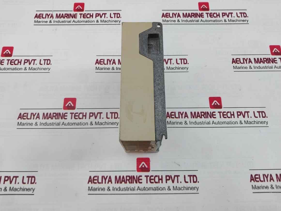 Yaskawa Electric Sgdm-01Ada Servo Pack 3Ph 0-230V 0-300Hz (Not Working)
