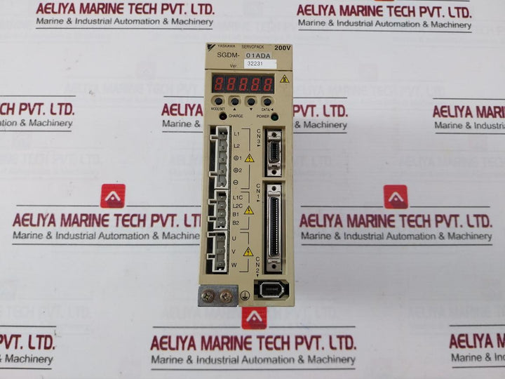 Yaskawa Electric Sgdm-01Ada Servopack Servo Drive 200-230V 50/60Hz