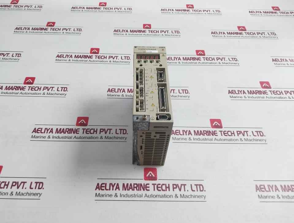 Yaskawa Electric Sgdm-02Ada Servo Drive 200-230V 50/60Hz 0-55C (Not Working)