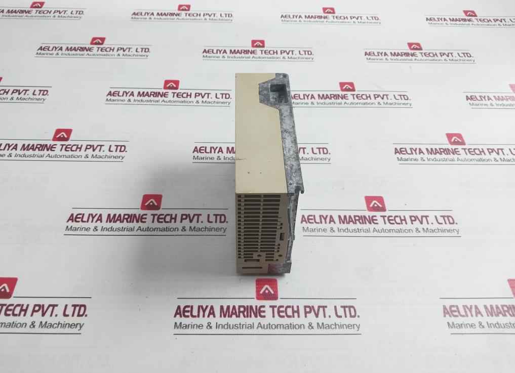 Yaskawa Electric Sgdm-02Ada Servo Drive 200-230V 50/60Hz 0-55C (Not Working)