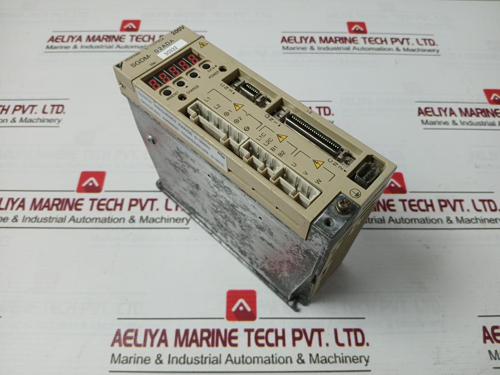 Yaskawa Electric Sgdm-02Ada Servopack 3Ph 0-230V 0-300Hz (Not Working)