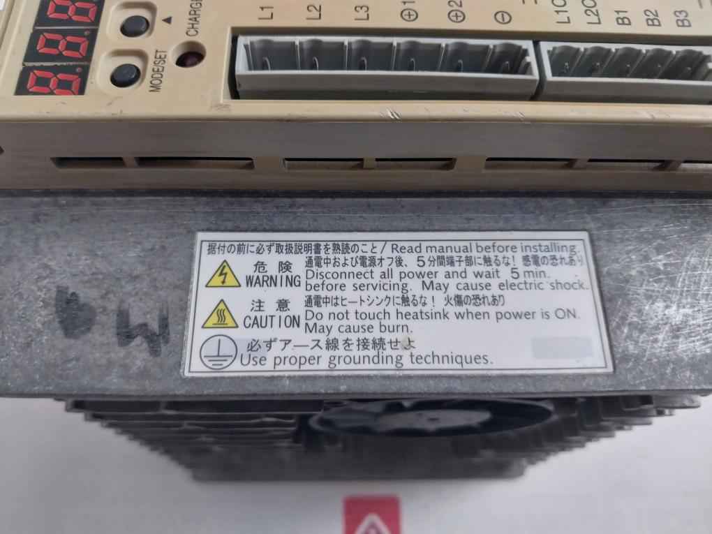 Yaskawa Electric Sgdm-08Ada Servopack 3Ph 200-230V 50/60Hz 5.4A
