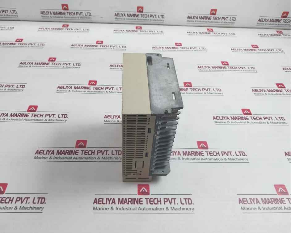 Yaskawa Electric Sgdm-08Ada Servopack 3Ph 200-230V 50/60Hz 5.4A