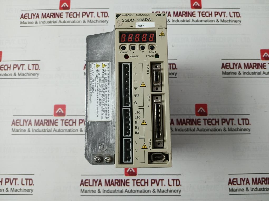 Yaskawa Electric Sgdm-10Ada Ac Servo Drive 3Ph 200-230V 50/60Hz 7A