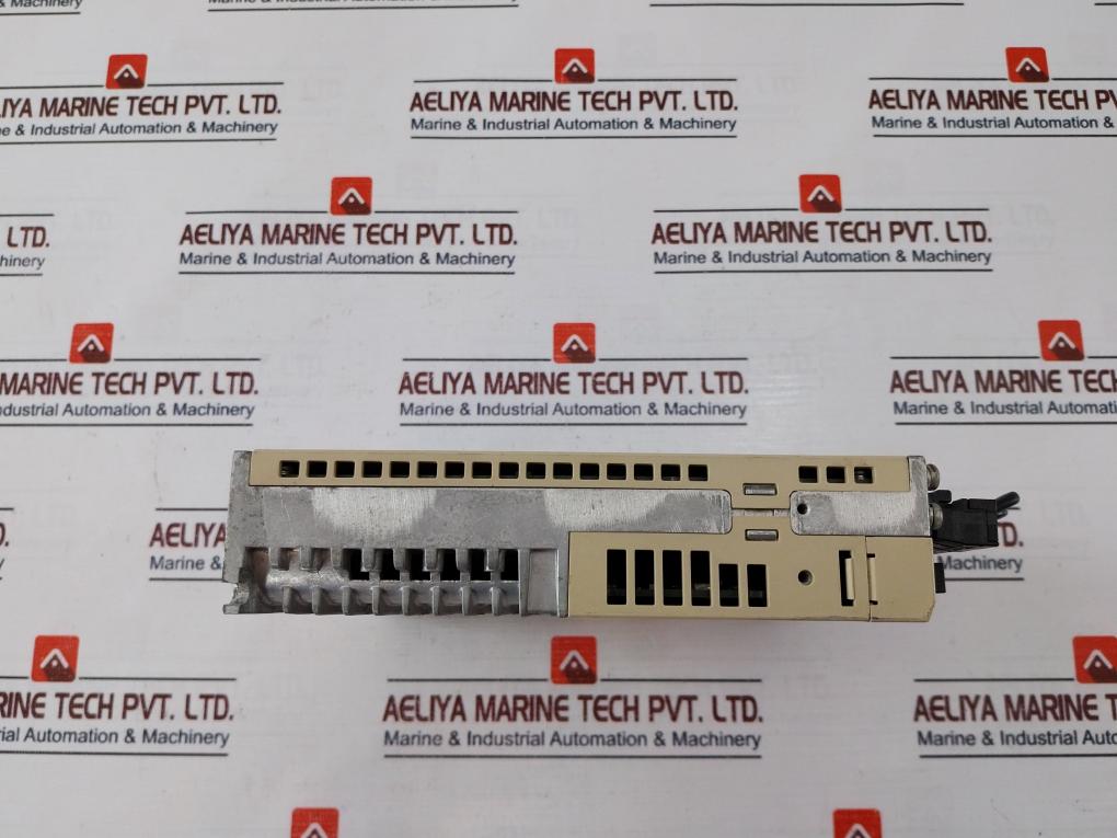 Yaskawa Electric Sgdv-2R8A11A Servo Drive
