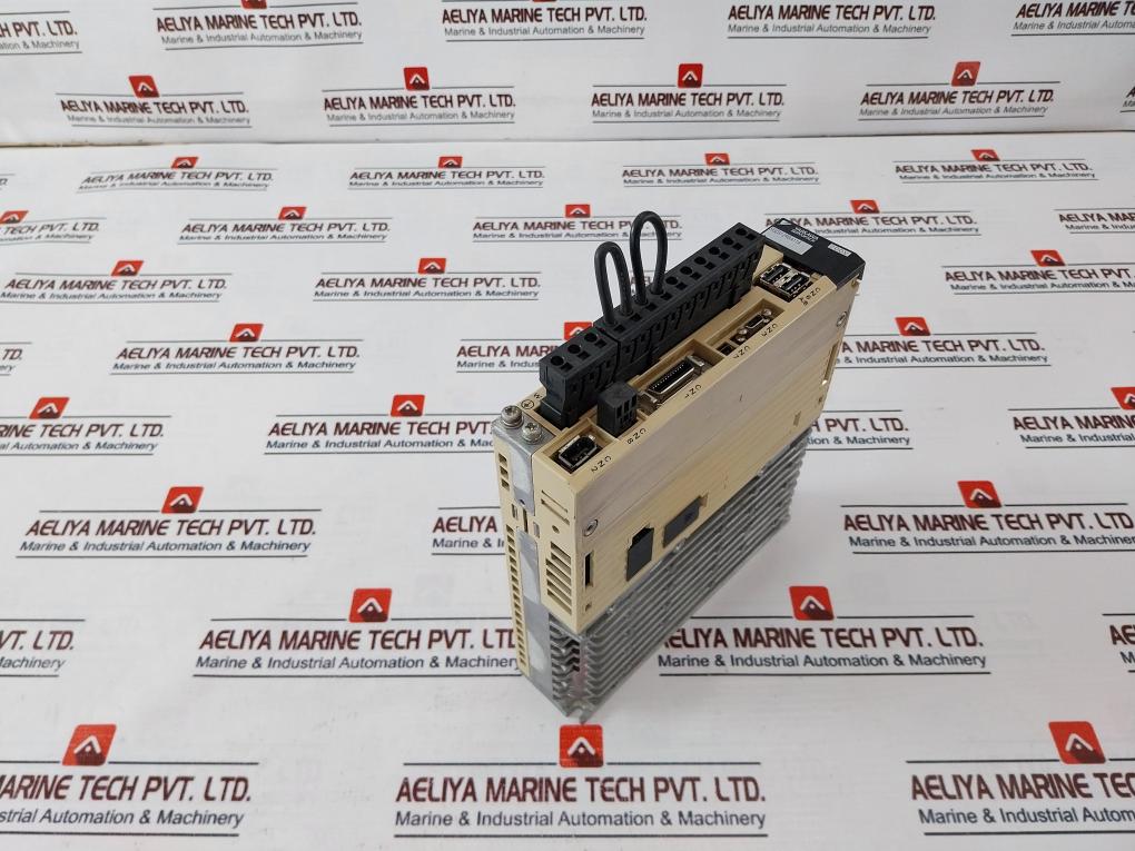 Yaskawa Electric Sgdv-2R8A11A Servo Drive