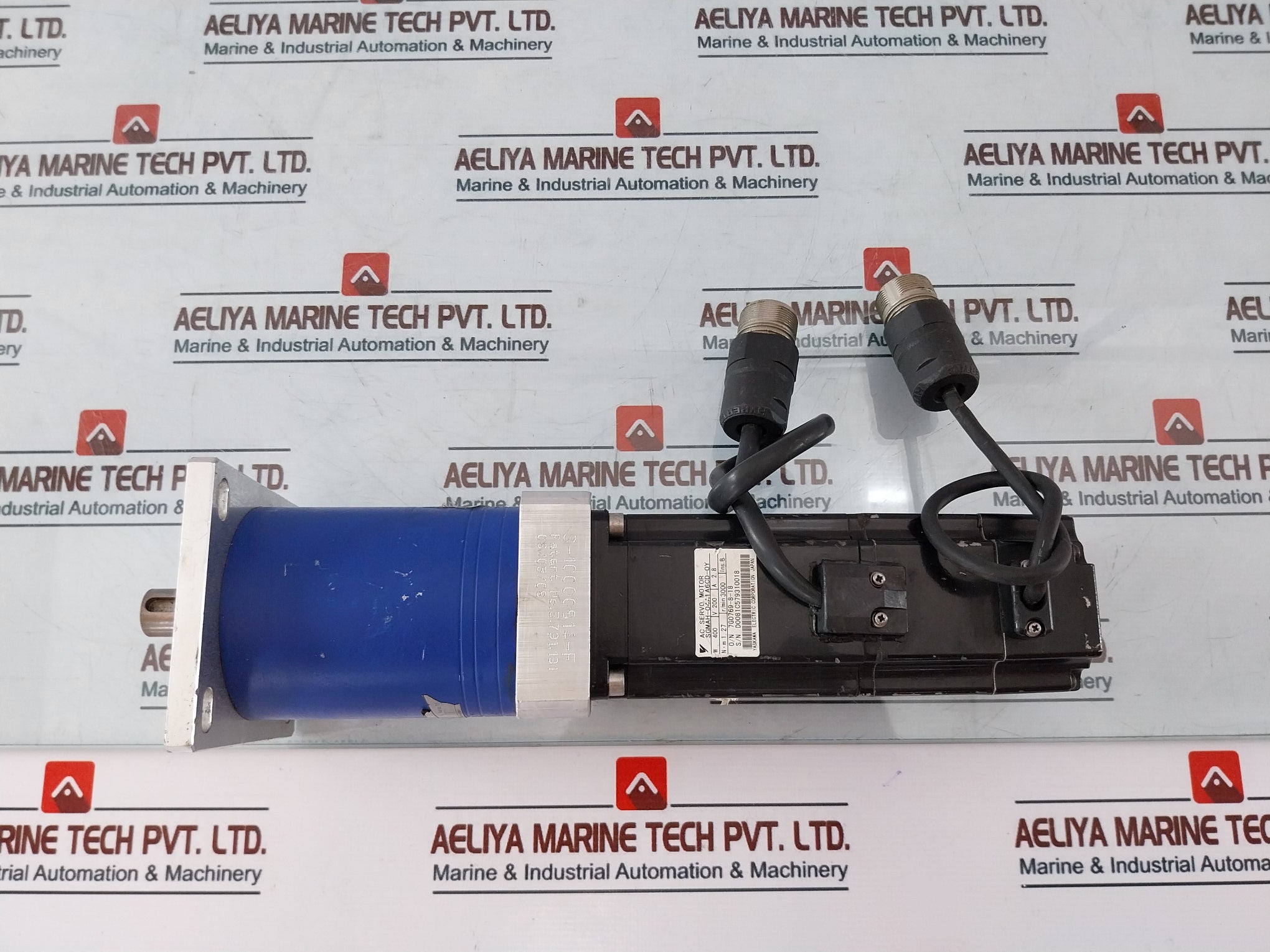 Yaskawa Electric Sgmah-04A1A6Cd-0Y Ac Servo Motor Lp 070-m02-15-111-000