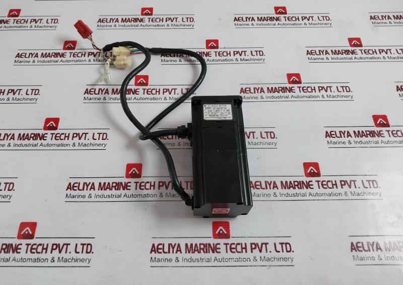 Yaskawa Electric Sgmp-01Awyr12 Ac Servo Motor W 100 V 200 A 0.89