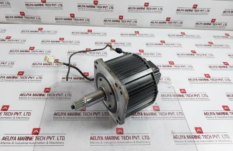 Yaskawa Electric Sgmrs-12A2B-yr11 Ac Servo Motor 1150W 5.49 Nm 200V Abs Encoder