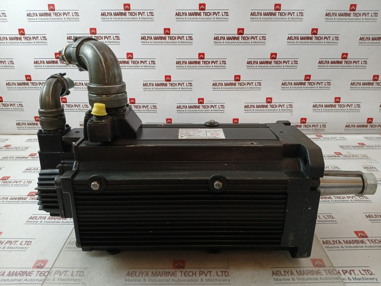 Yaskawa Electric Sgms-1Aa2B-nk11 Ac Servo Motor