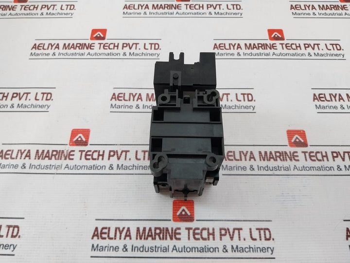 Yaskawa H0E-20F-tra1D Magnetic Contactor 200-220V 60Hz
