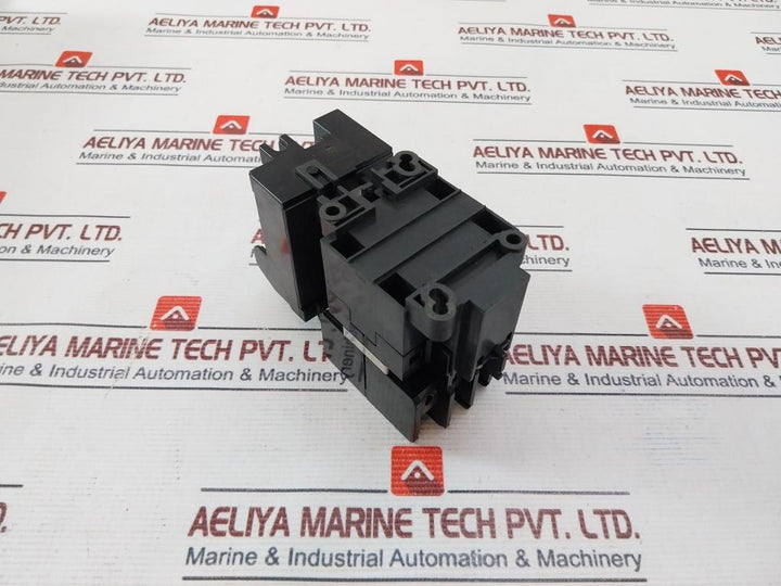 Yaskawa H0E-20F-tra1D Magnetic Contactor 200-220V 60Hz