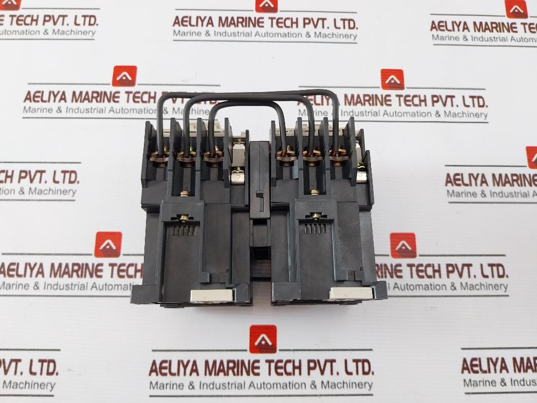 Yaskawa Hi-25J Definite Purpose Reversing Contactor Assembly Ac 600V Max