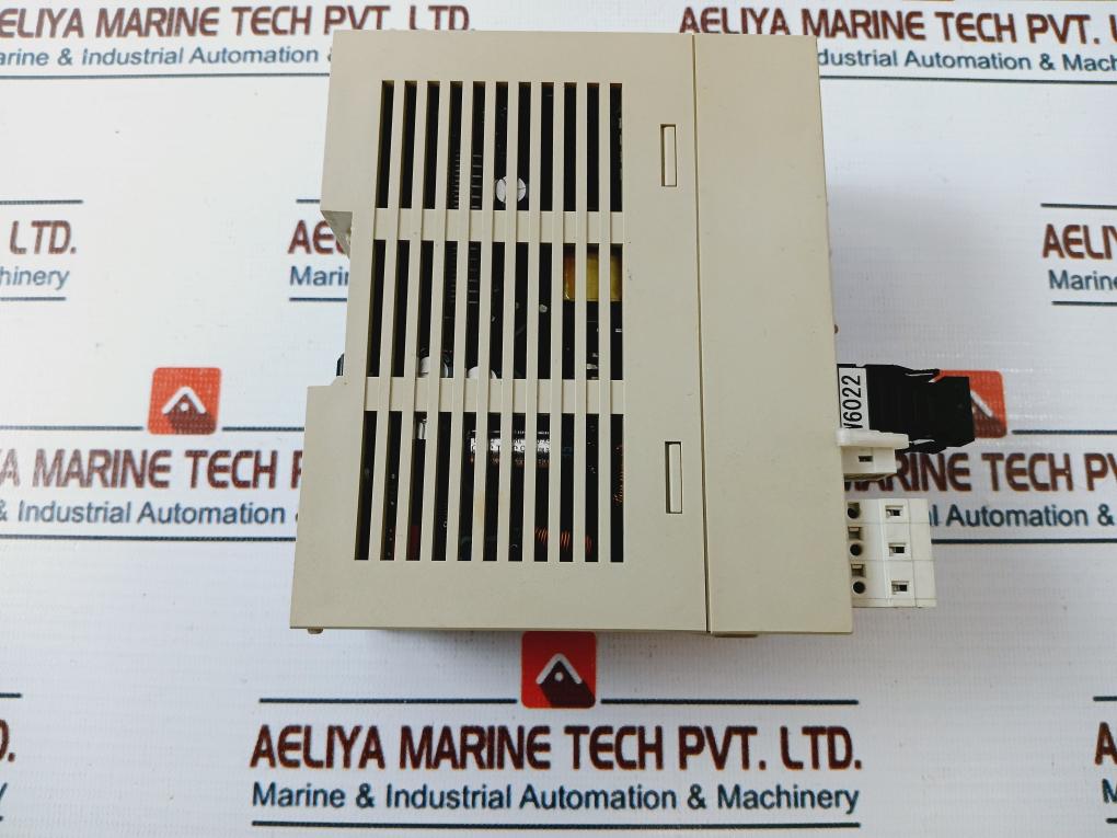 Yaskawa MP2300SIEC PMC-U-MP23S04 PLC Controller