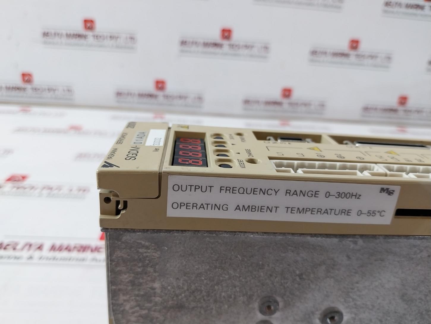 Yaskawa Sgdm-01Ada Servo Amplifier 1Ph 200-230V 50/60Hz 2A (Not Working)