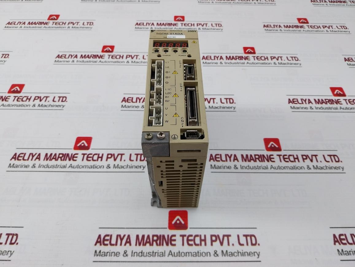 Yaskawa Sgdm-01Ada Servo Drive Ip1X 1Ph 200-230V 50/60Hz 2A 0.10Kw (Not Working)