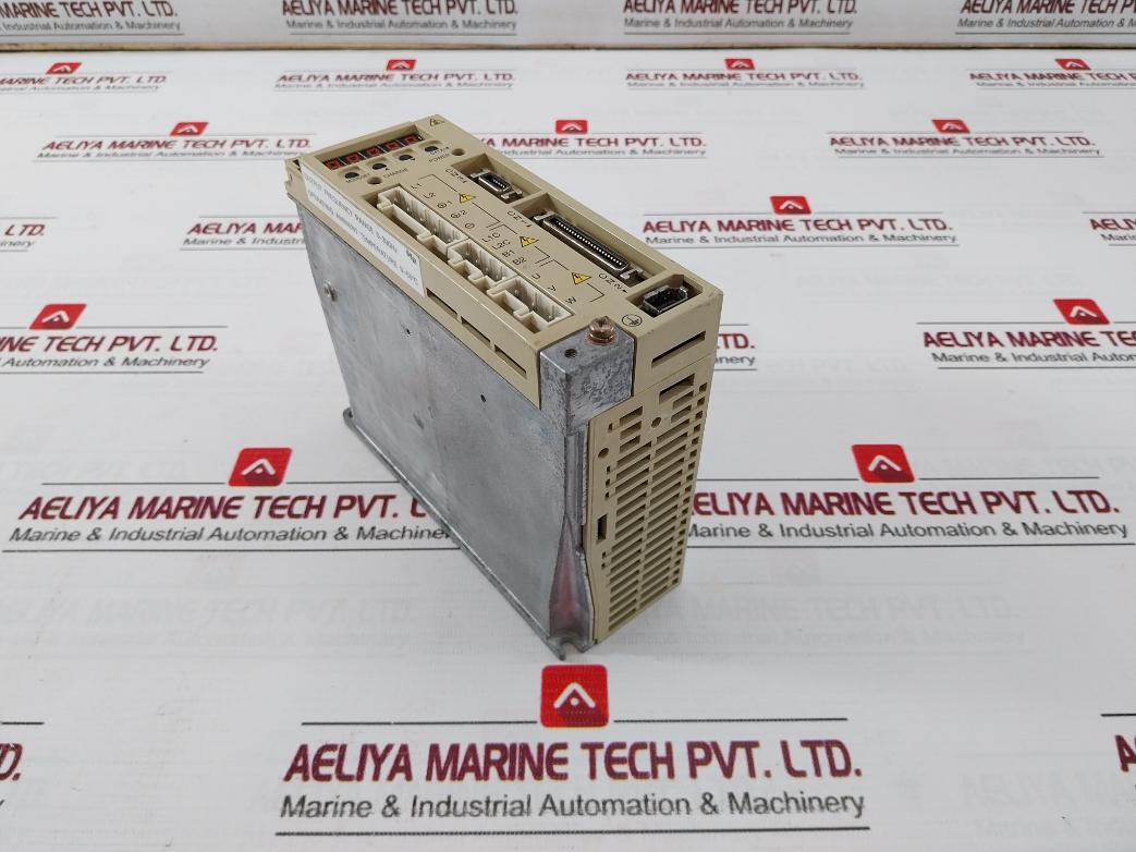 Yaskawa Sgdm-01Ada Servo Amplifier 200-230V 50/60Hz R10091-161-1