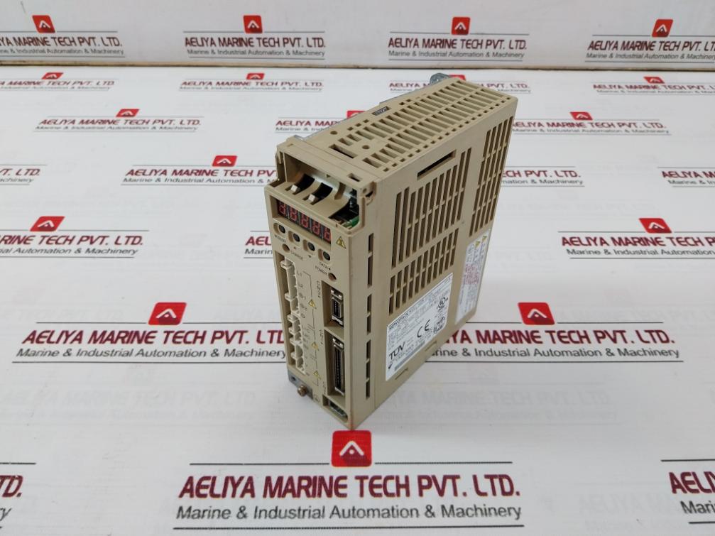 Yaskawa Sgdm-01Ada Servo Amplifier 200-230V 50/60Hz R10091-161-1