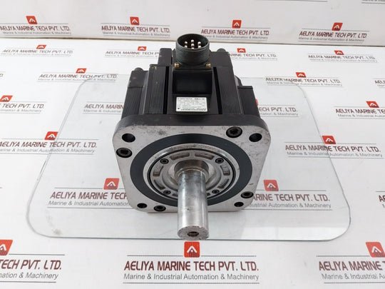 Yaskawa Sgmgh-20Aca6B Ac Servo Motor 1800W 16.7A Utsih-b17Cc