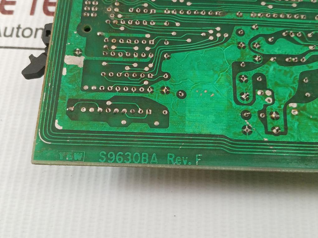 Yew Printed Circuit Board Cnb-13A