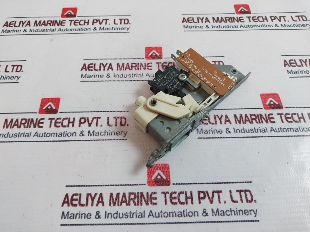 Ymos 683-P-KF-SI 1-35014 Switch 220V / 50Hz
