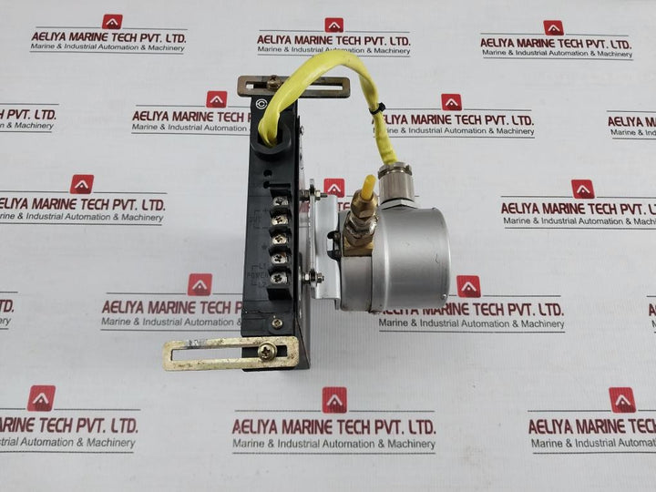 Yokogawa-Pneumatic-To-Electrical-Converter-0-2-1-0-Kgf-Cm2-20-130vdc-Gf1-11
