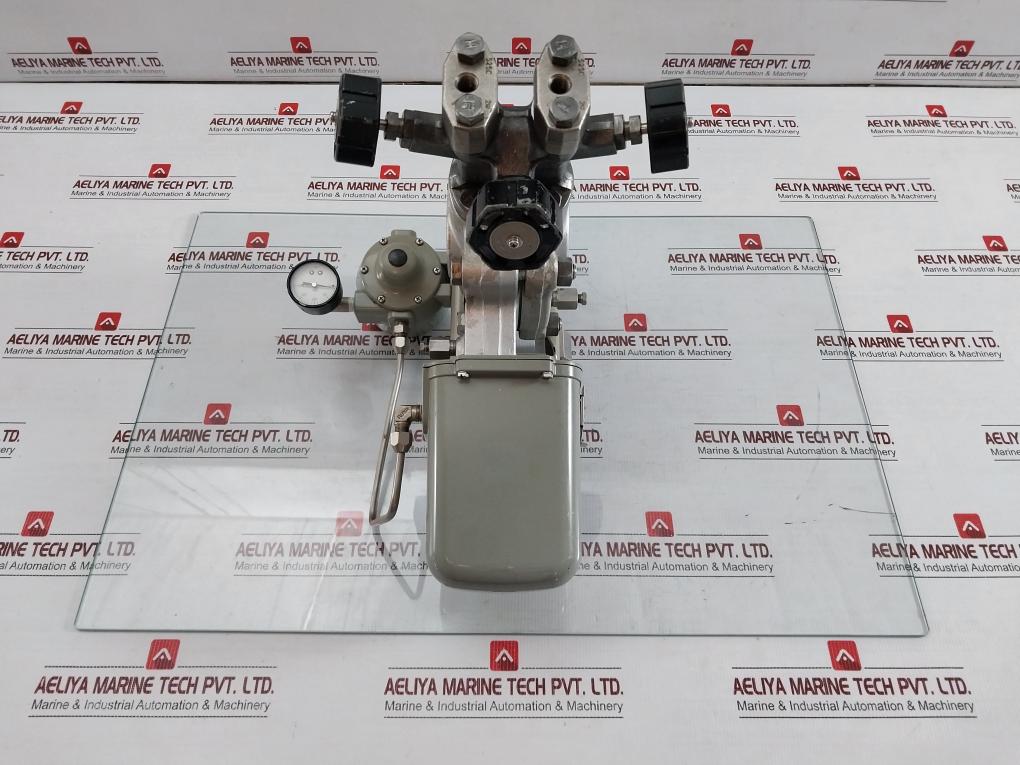 Yokogawa Differential Pressure Transmitter Y/15A1-lk1/L/Gas-fp/Ld/Cal-p 10 Bar