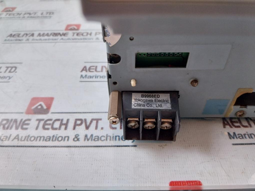 Yokogawa FX106-4-2 Paperless Videographic Recorder 100-240VAC