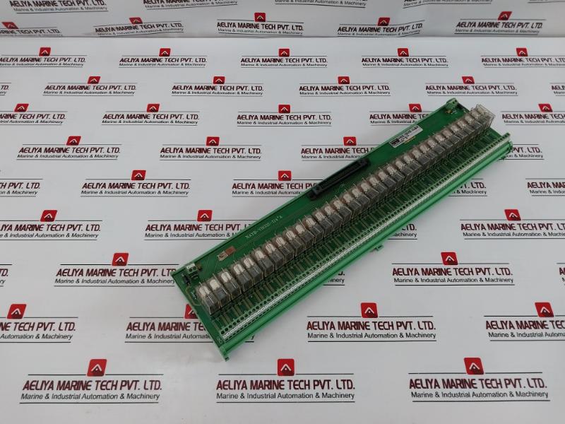 YOKOGAWA NAYB-YR032-114@A, OMRON, 24VDC, 10A Relay