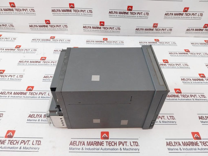 Yokogawa Sr10002 Recorder 100-240V Ac 50/60 Hz