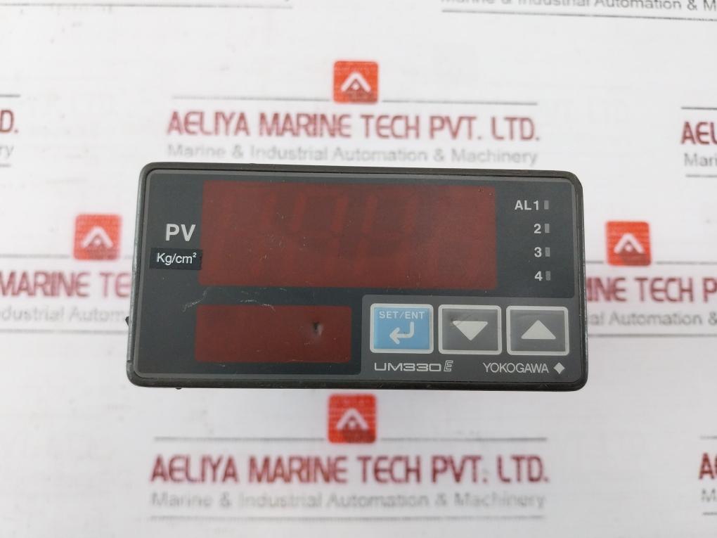 Yokogawa Um330 Digital Temperature Indicator 100-240vac 20va Max 10vdc Input