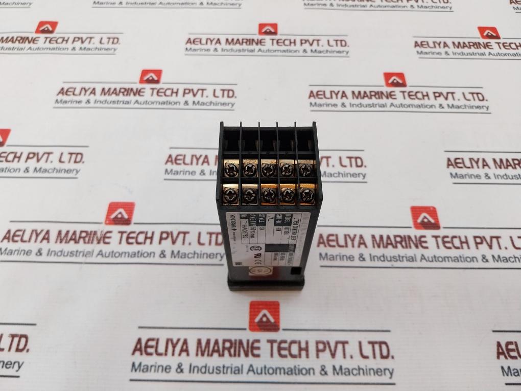 Yokogawa Ut150 Temperature Controller