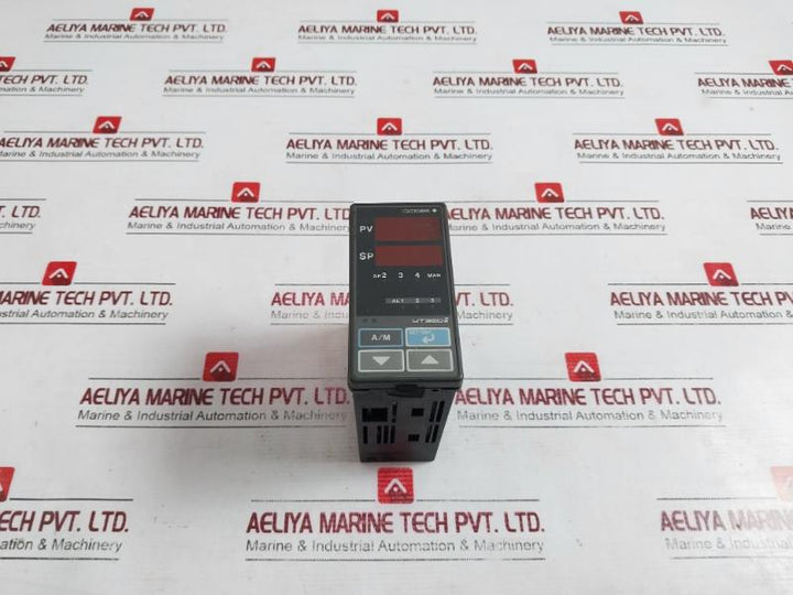 Yokogawa Ut320 Digital Indicating Controller 100-240Vac