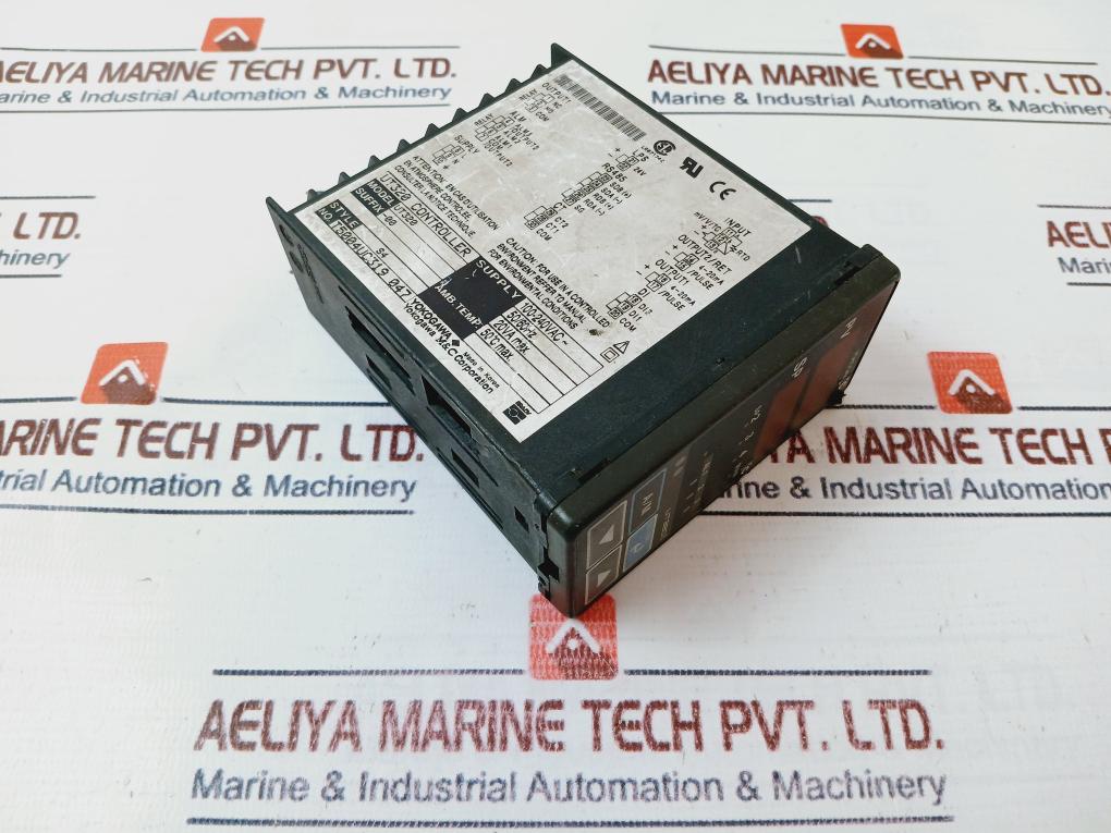 Yokogawa Ut320 Digital Temperature Controller 100-240vac 50/60hz