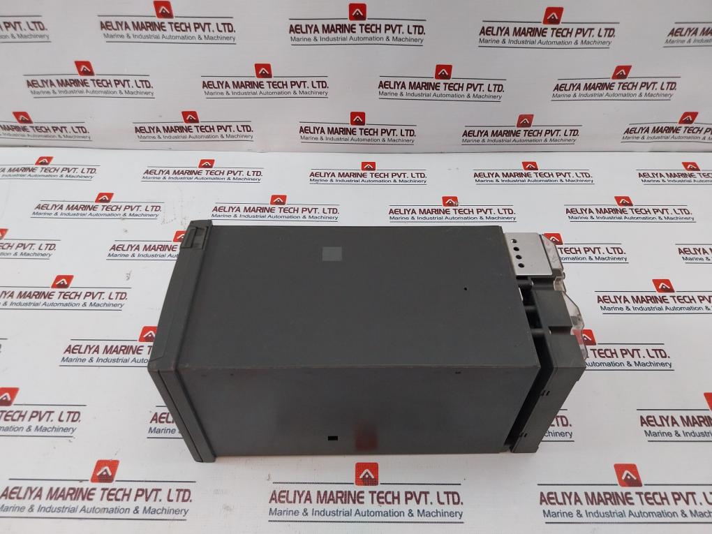 Yokogawa View Recorder Vr100 Rs-422A Paperless Recorder 50/60Hz