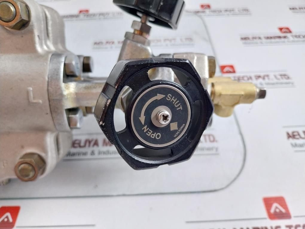 Yokogawa Y/15A1-lk1/L/Gas-fp/Ld/Cal-p Pneumatic Pressure Transmitter 20-100 Kpa