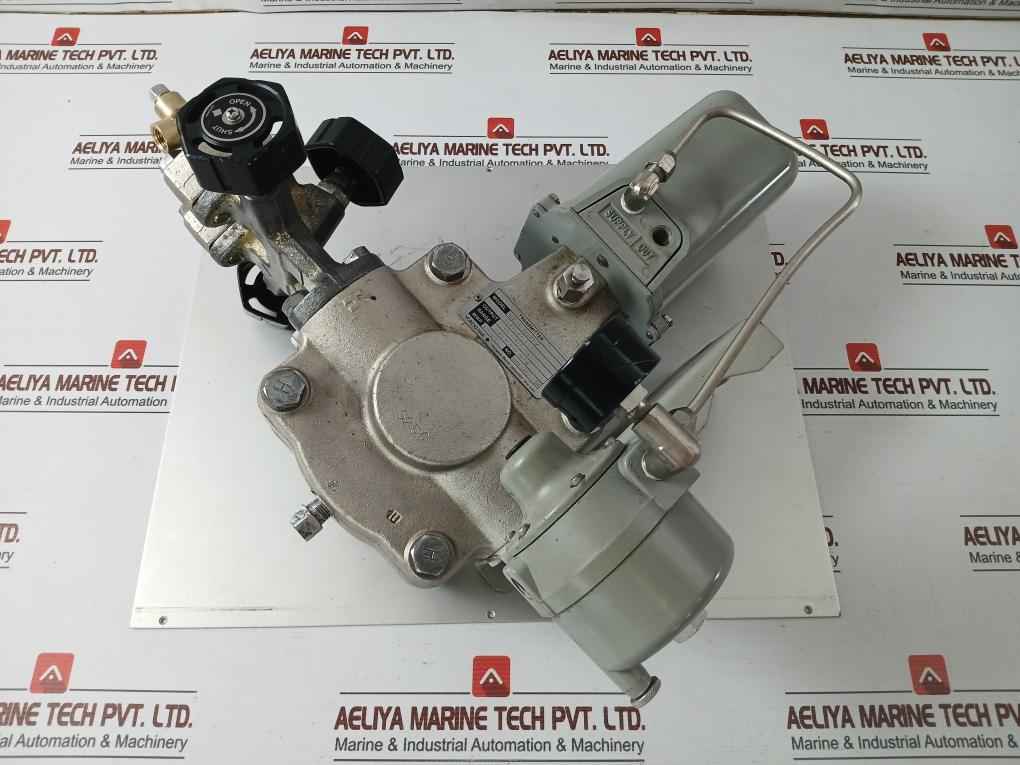 Yokogawa Y/15A1-lk1/L/Gas-fp/Ld/Cal-p Pneumatic Pressure Transmitter 3.5 Mpa