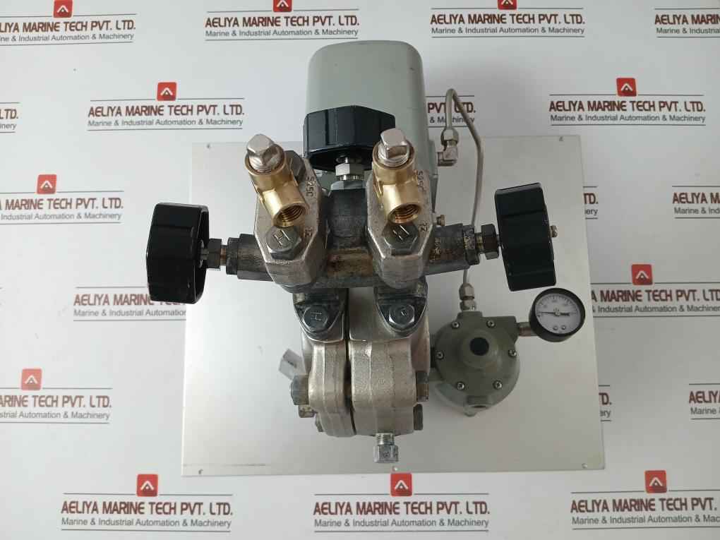Yokogawa Y/15A1-lk1/L/Gas-fp/Ld/Cal-p Pneumatic Pressure Transmitter 3.5 Mpa