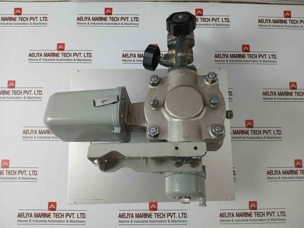 Yokogawa Y/15A1-lk1/L/Gas-fp/Ld/Cal-p Pneumatic Pressure Transmitter 3.5 Mpa