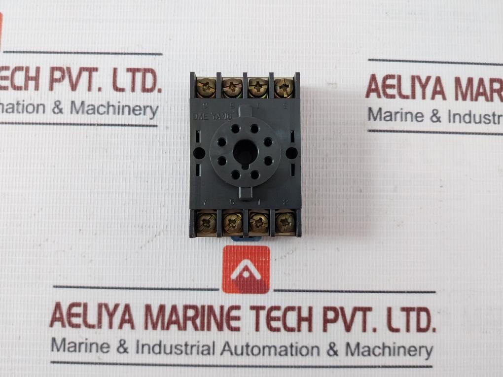 Yong Sung Yslt-a Timer Module With Base Ac 110/220V 3A 220V