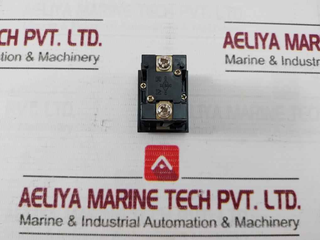 Yong Sung Ysrl 34-024 Indicator Control Button Lamp 24V 1 W