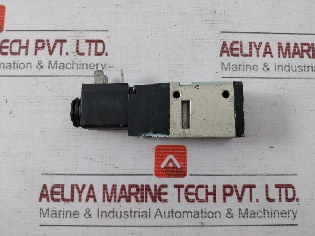 Yonwoo Sv 210 Solenoid Valve 1.5-8Kg/Cm2 Ac220V. 50/60Hz