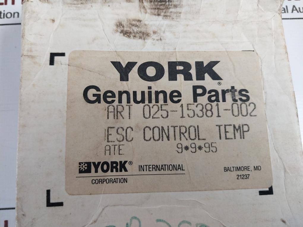 York 08-819401-001 Temperature Switch 025-15381-002