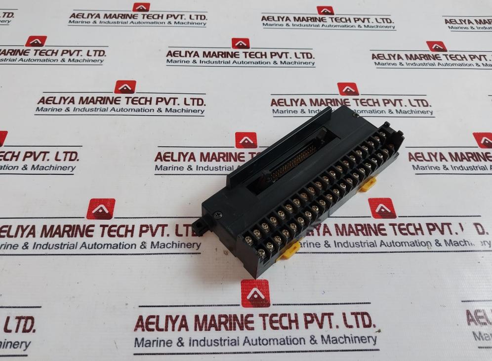 Yoshida Electric PS7D-40V4 Applicable Wire Terminal Block 125V